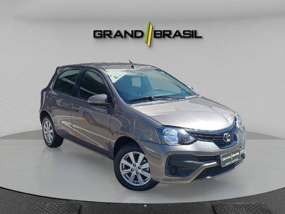 TOYOTA ETIOS 1.5 X PLUS 16V FLEX 4P AUTOMÁTICO TOYOTA ETIOS 1.5 X PLUS 16V FLEX 4P AUTOMÁTICO